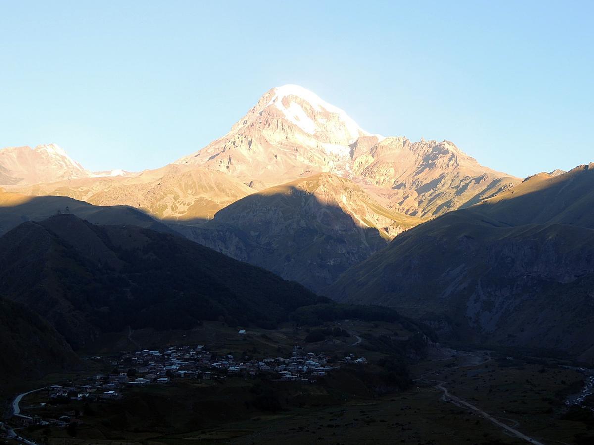 Nino Khetaguri Guest House Kazbegi Exterior foto