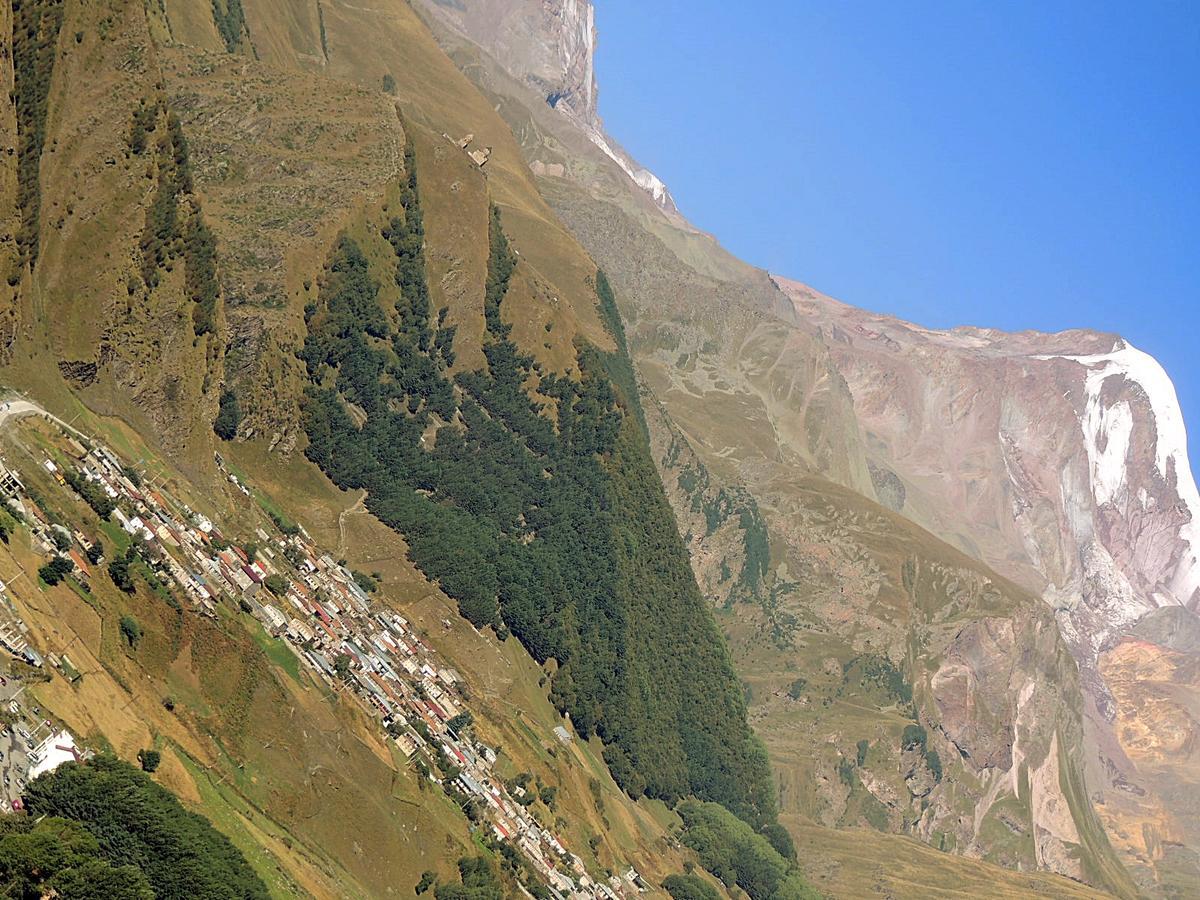 Nino Khetaguri Guest House Kazbegi Exterior foto